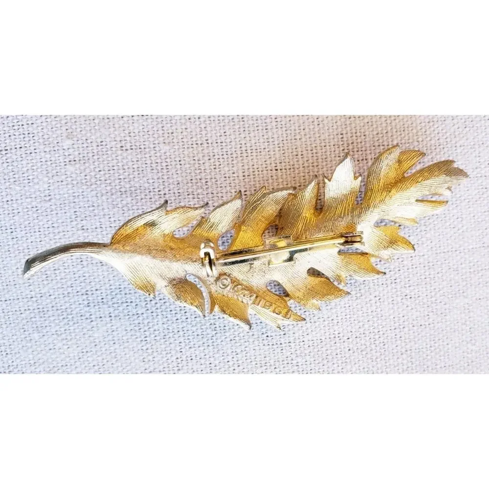 Vintage Coro Gold Tone Leaf Brooch 1961 Textured‎ Large 3